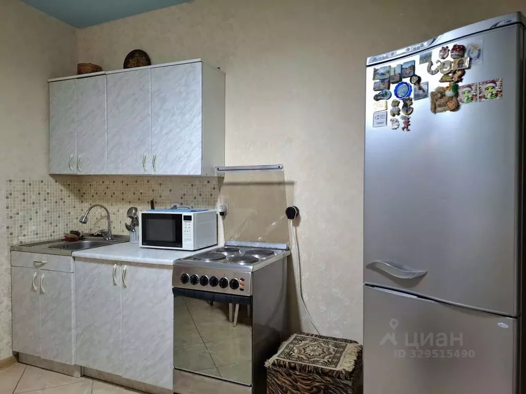 1-к кв. Кировская область, Киров ул. МОПРА, 110 (42.0 м) - Фото 1