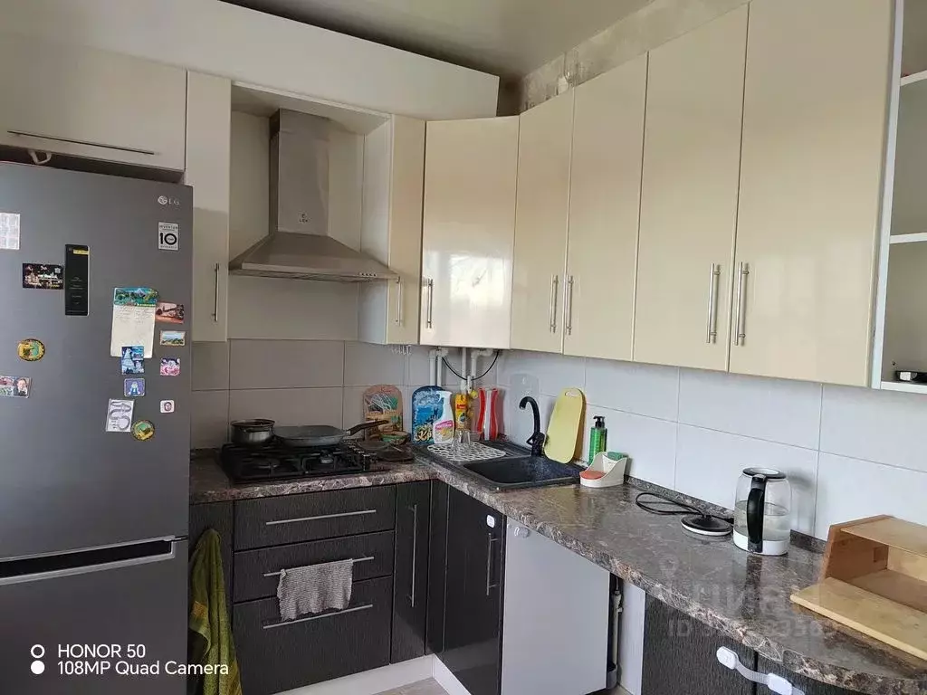 3-к кв. Волгоградская область, Калач-на-Дону ул. Кирова, 174В (70.0 м) - Фото 2