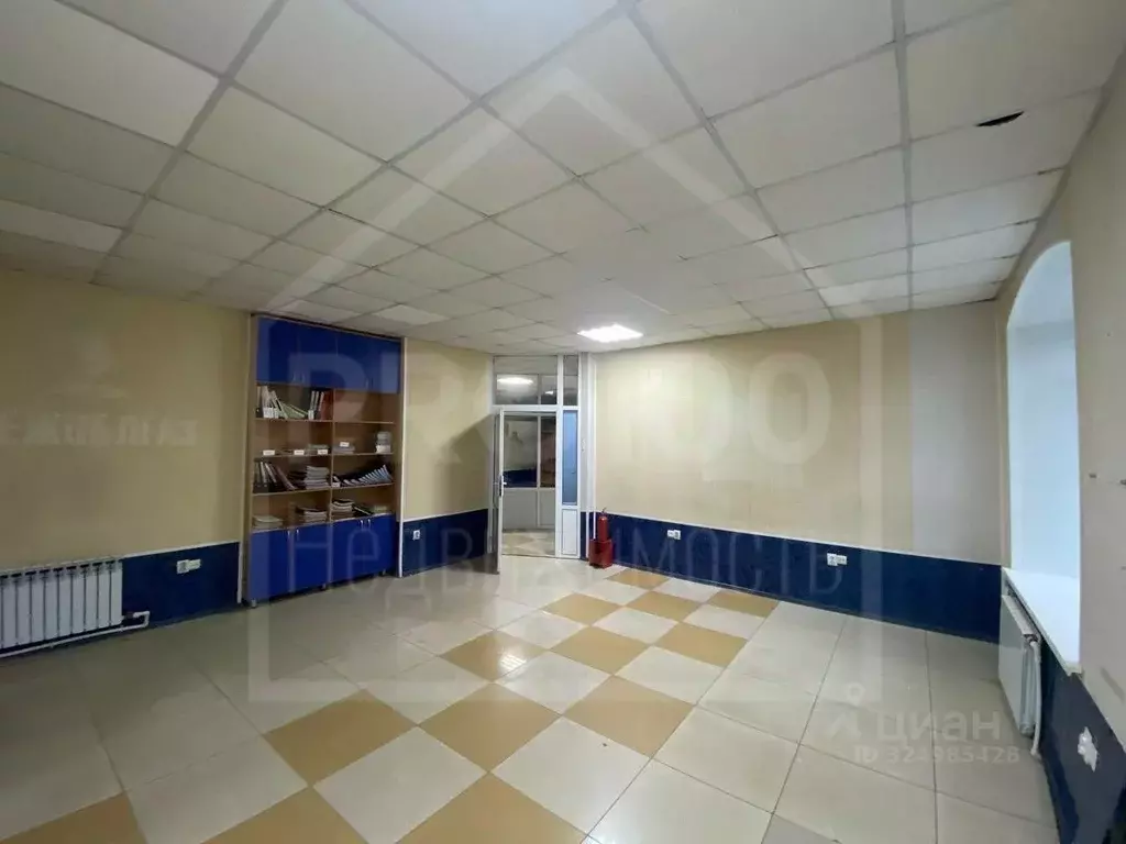 Торговая площадь в Омская область, Омск ул. Гусарова, 45 (120 м) - Фото 2