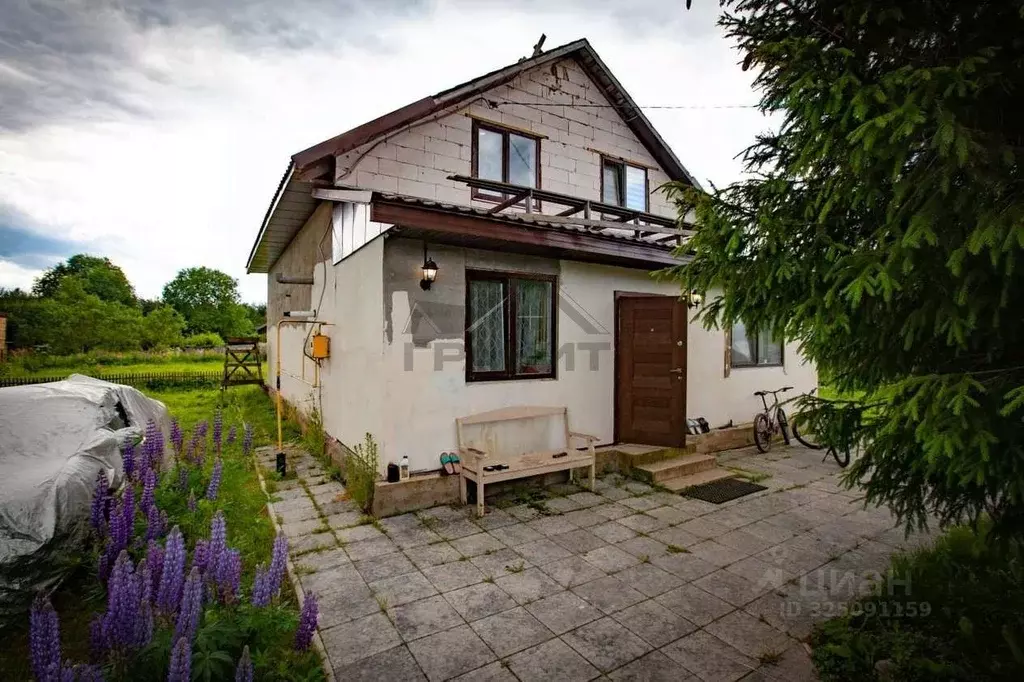 Дом в Новгородская область, Малая Вишера ул. 2-я Пионерская, 3 (120 м) - Фото 1