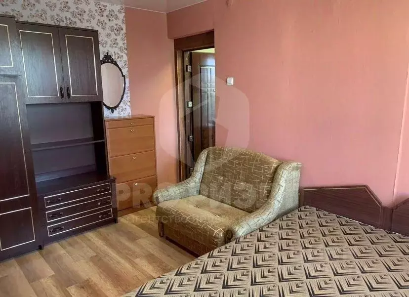 Комната Калининградская область, Калининград Азовская ул., 5 (11.3 м) - Фото 0