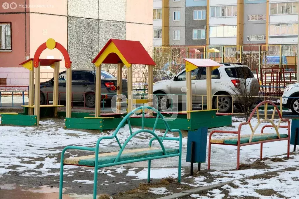 1-комнатная квартира: Курган, жилой район Заозёрный, 4-й микрорайон, ... - Фото 1