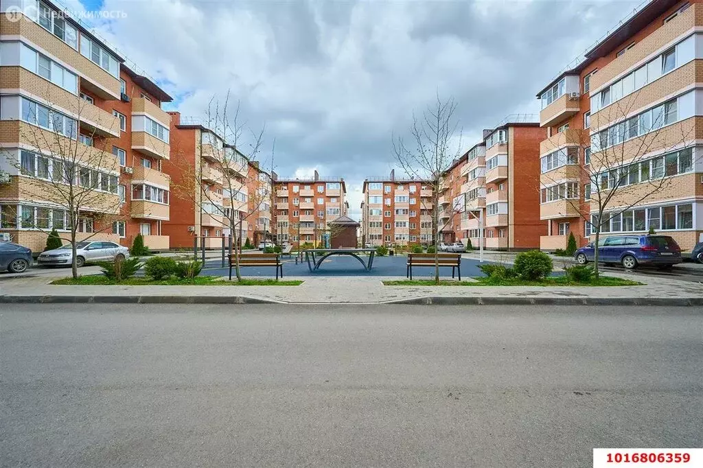 3-комнатная квартира: аул Новая Адыгея, улица Тургеневское шоссе, ... - Фото 1