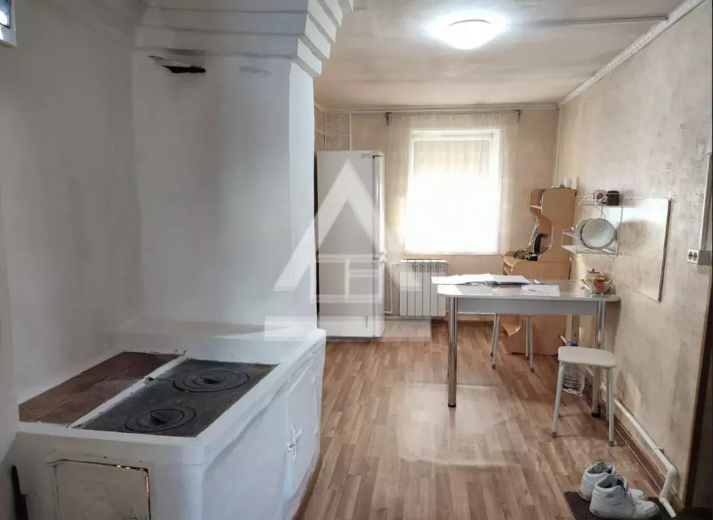 Дом в Челябинская область, Челябинск Двинская ул., 32 (42 м) - Фото 0
