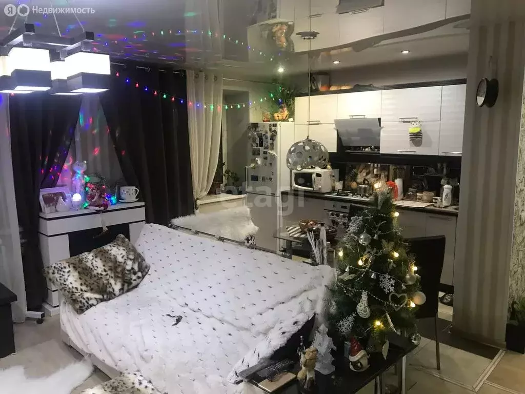 2-комнатная квартира: Нижний Тагил, Красноармейская улица, 38 (49.1 м) - Фото 0