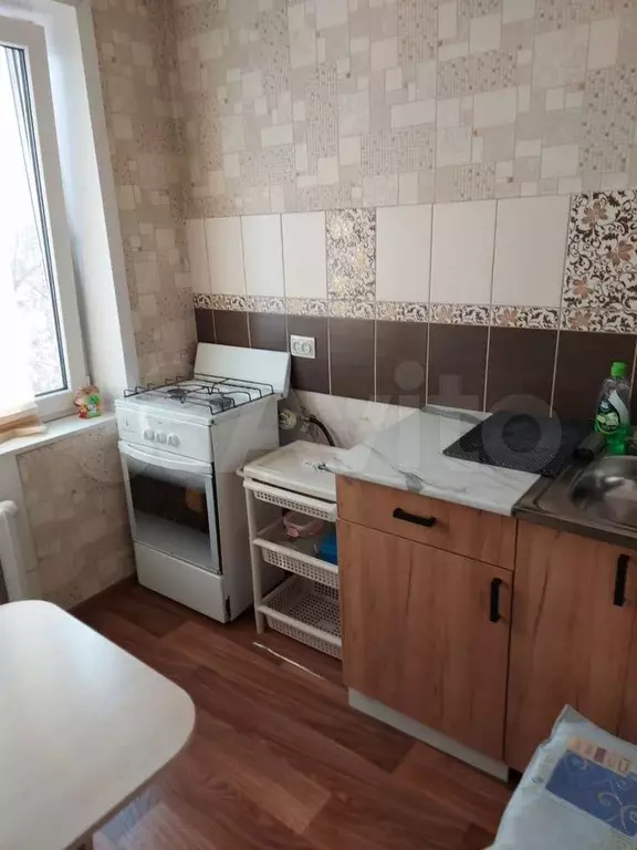 1-к. квартира, 30 м, 5/5 эт. - Фото 0