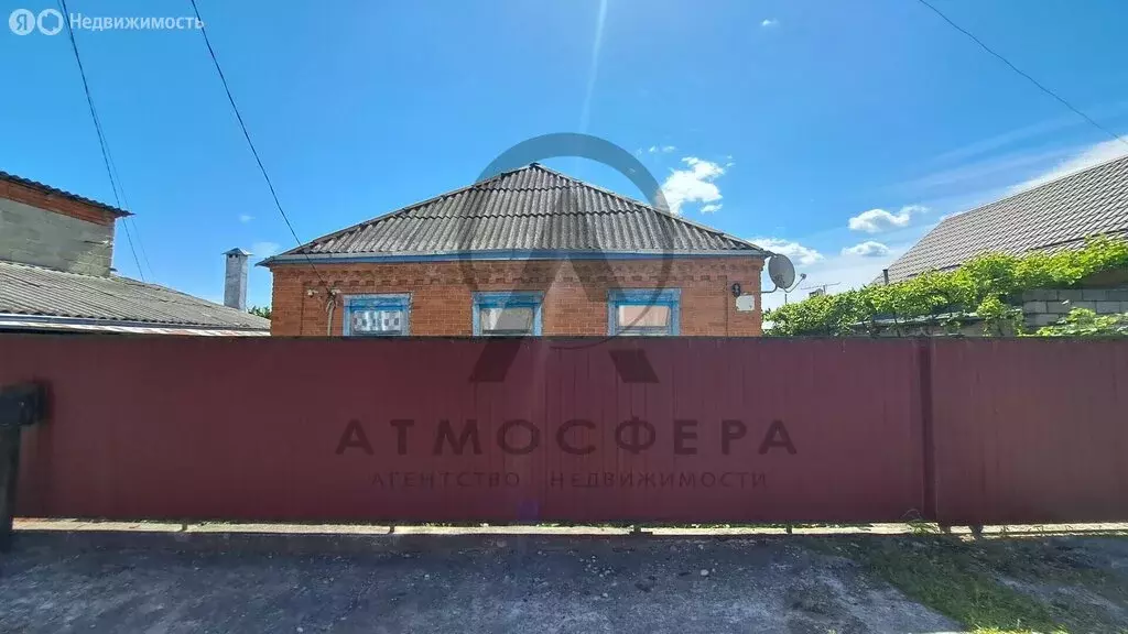 Дом в Апшеронск, улица Короленко (76.6 м) - Фото 1
