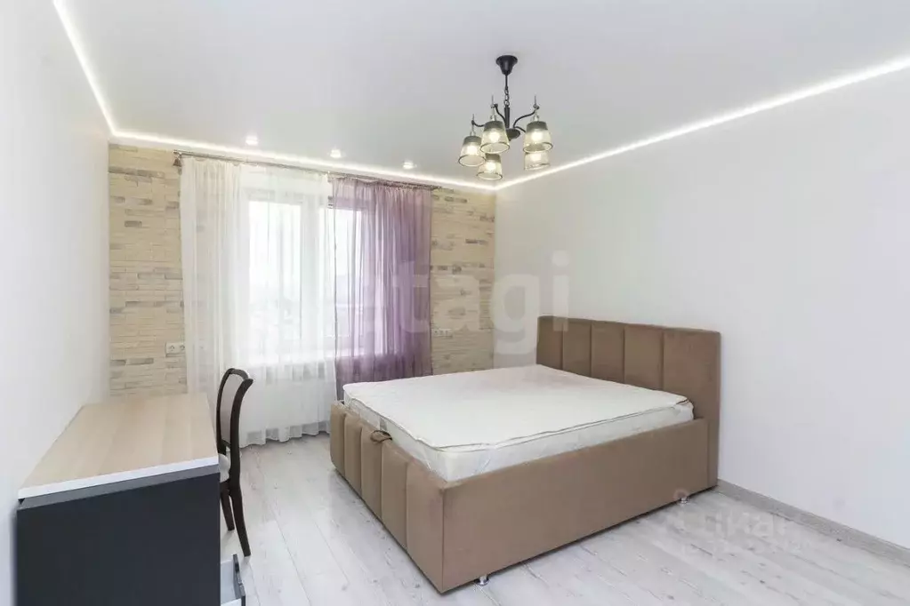 3-к кв. Тюменская область, Тюмень ул. Николая Федорова, 30 (119.2 м) - Фото 1