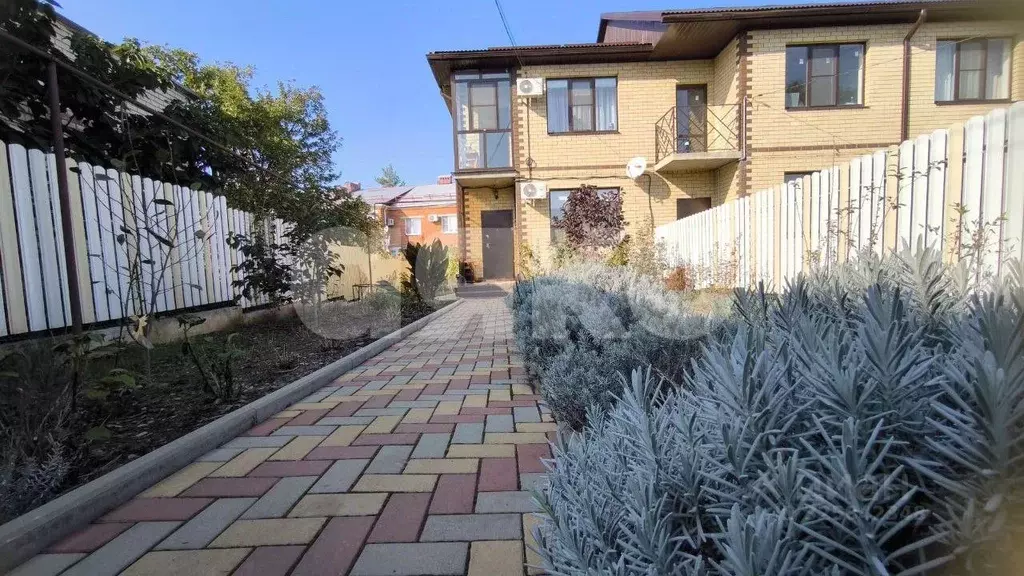 Таунхаус в Краснодарский край, Горячий Ключ Заводской туп. (115 м) - Фото 1