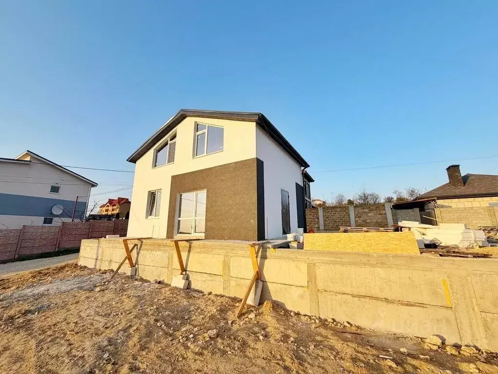 Дом в Севастополь ул. Генерала Мельника, 64 (85 м) - Фото 1