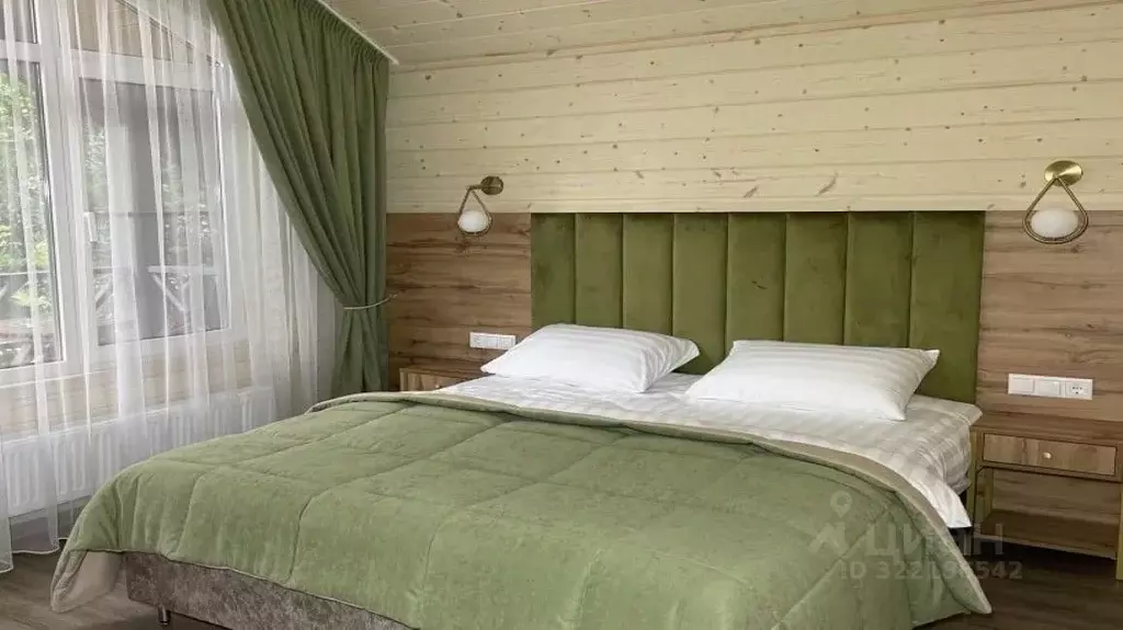 Дом в Карачаево-Черкесия, Зеленчукский район, с. Архыз ул. Банковская, ... - Фото 2