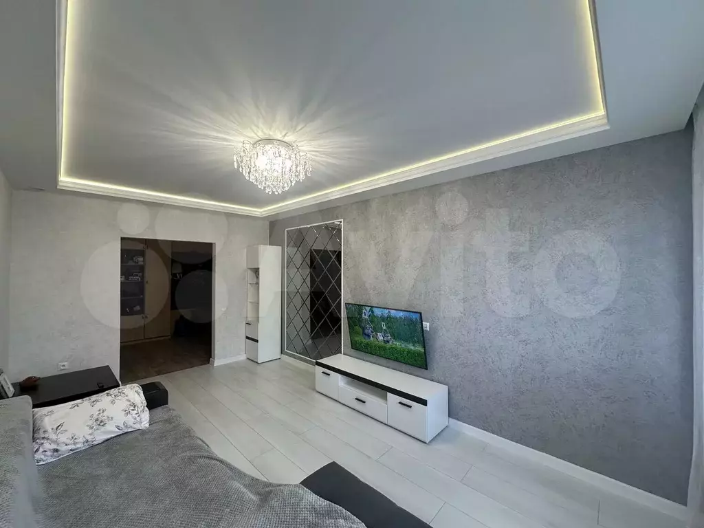 5-к. квартира, 95 м, 4/10 эт. - Фото 1