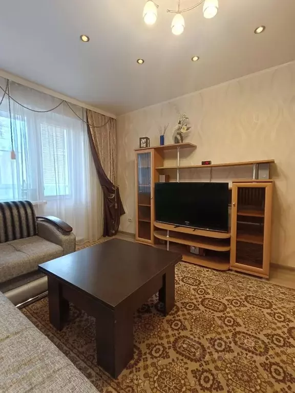 3-к кв. Липецкая область, Липецк ул. Валентины Терешковой, 37 (64.5 м) - Фото 1