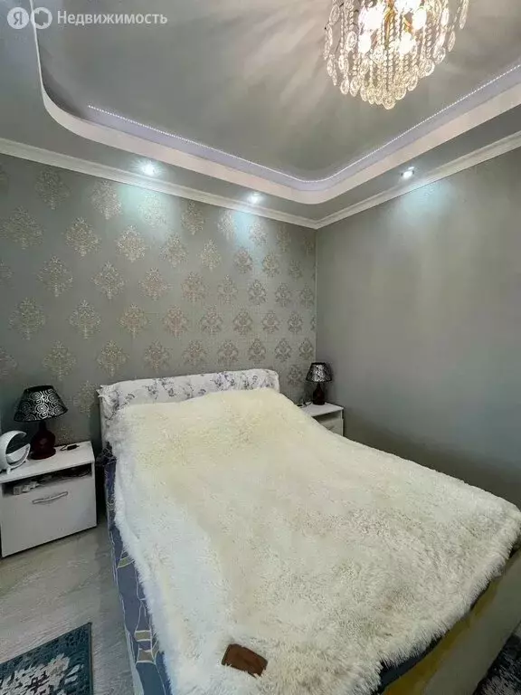 2-комнатная квартира: Таганрог, улица Чайковского, 1 (73.1 м) - Фото 2