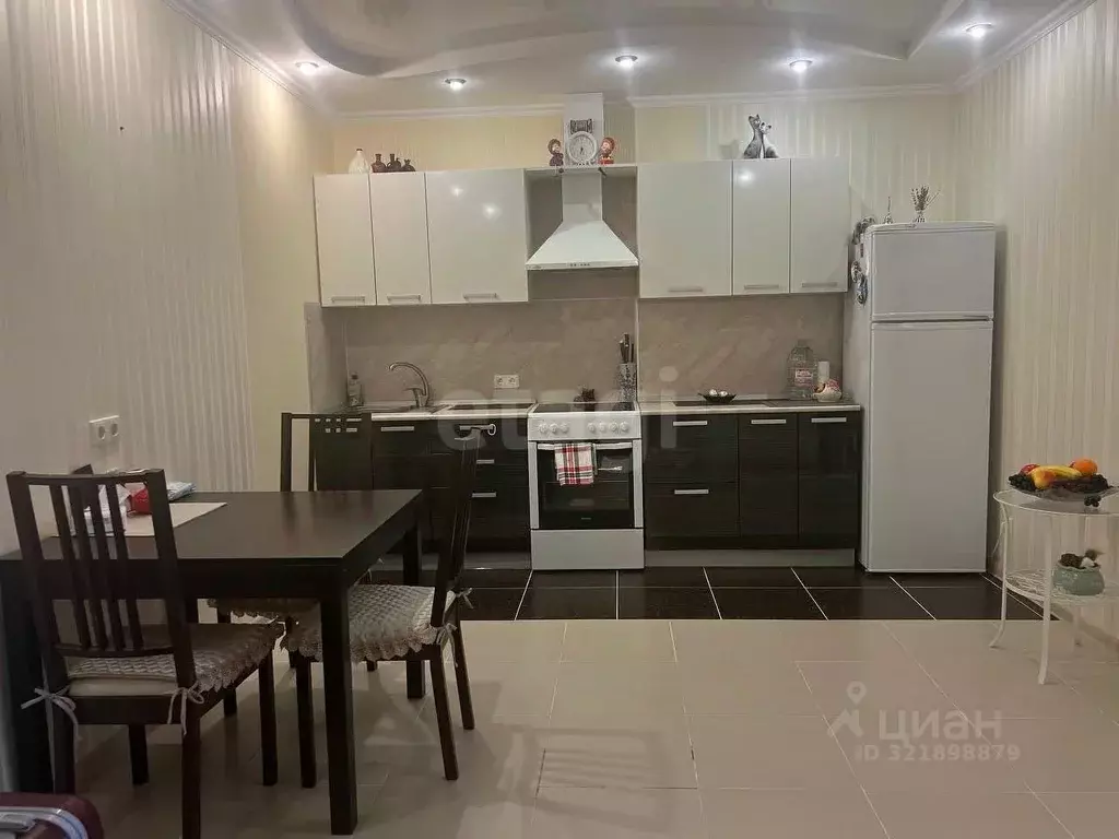 2-к кв. Краснодарский край, Краснодар Центральный мкр, ул. Кубанская ... - Фото 0