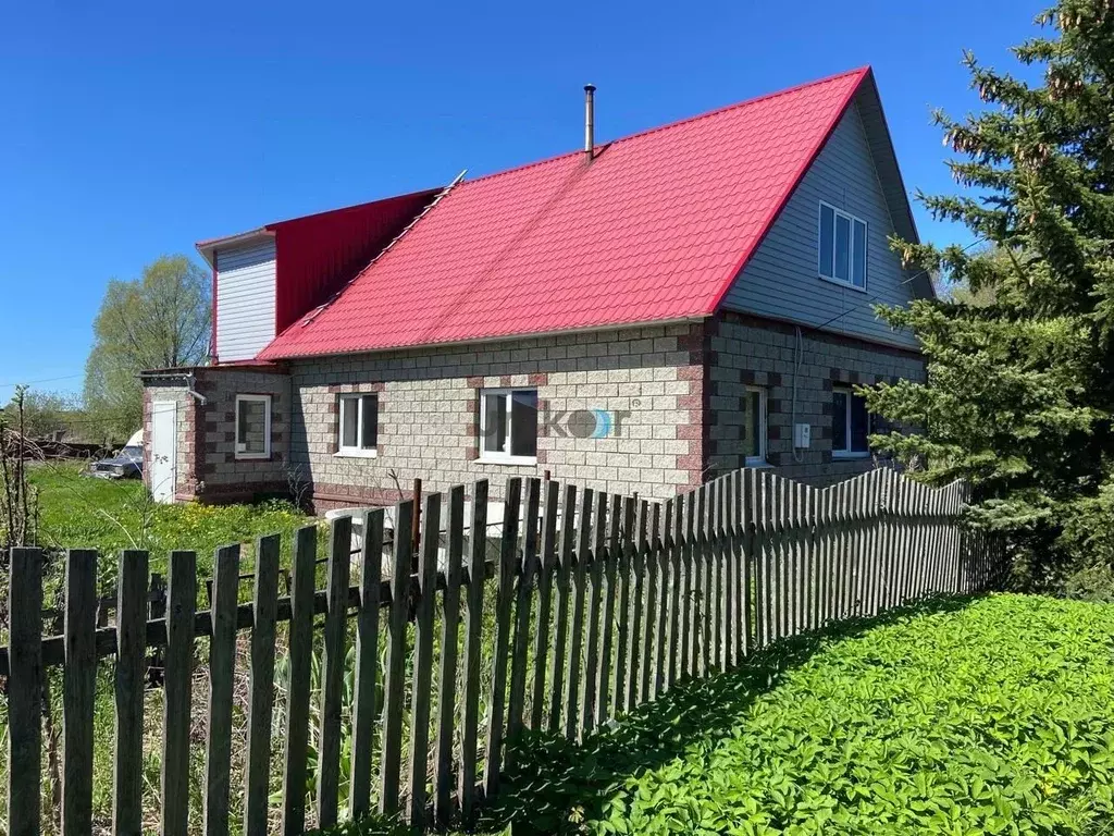 Дом в Башкортостан, Иглинский район, Балтийский сельсовет, д. ... - Фото 1