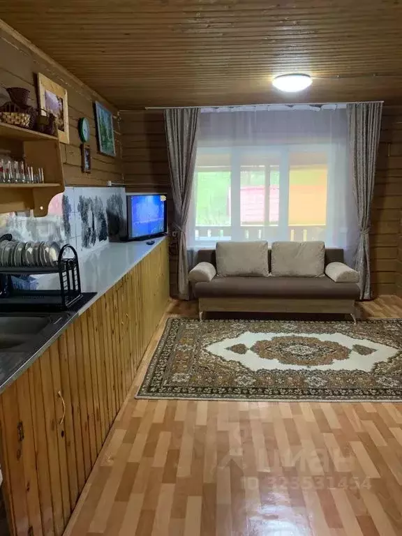 Дом в Алтай, Турочакский район, с. Артыбаш ул. Юртокская, 56 (140 м) - Фото 1