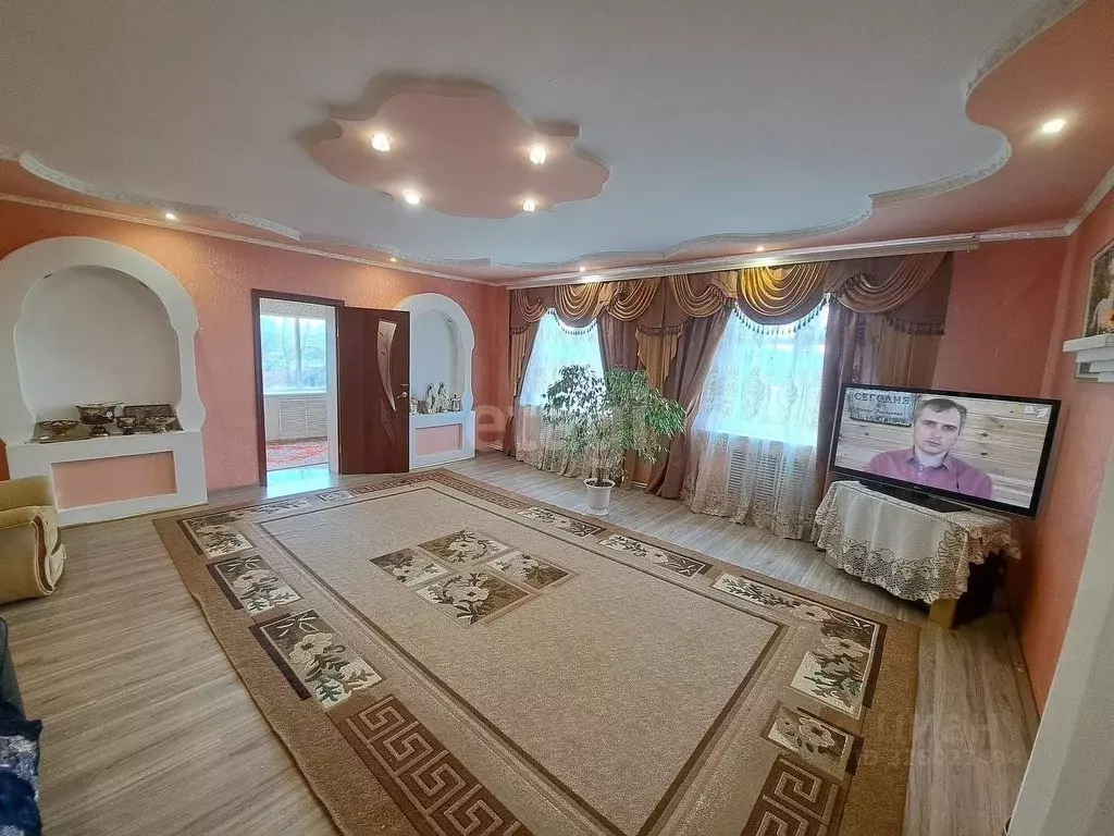 Дом в Смоленская область, Сафоново ул. Белинского, 9 (187 м) - Фото 1