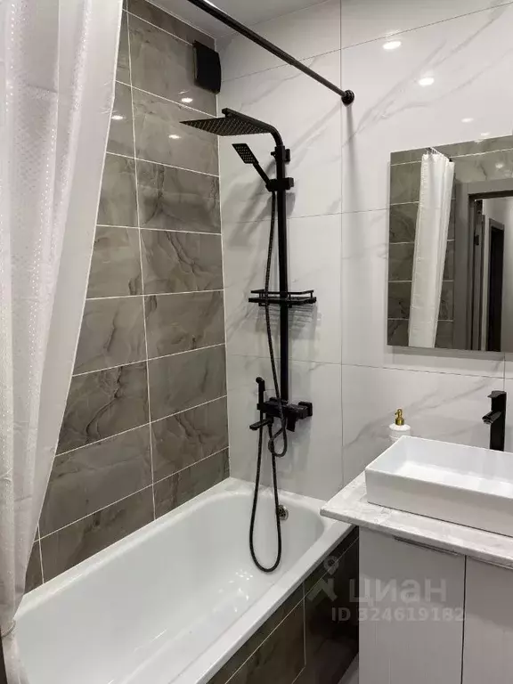 2-к кв. Башкортостан, Уфа ул. Аксакова, 79 (51.4 м) - Фото 2