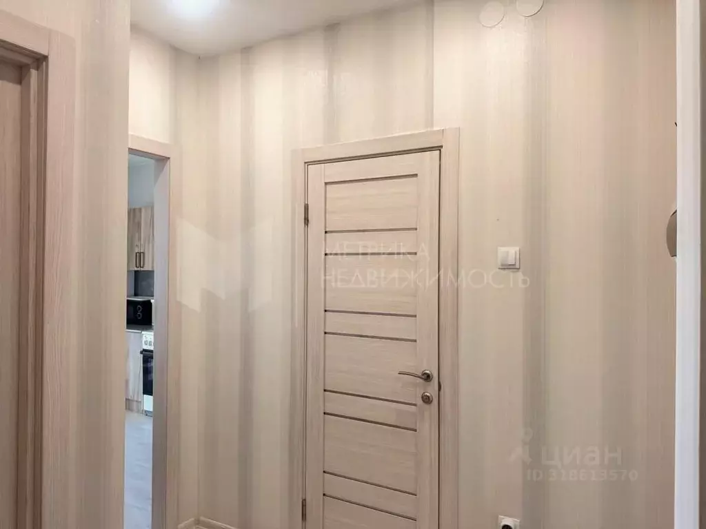 1-к кв. Тюменская область, Тюмень ул. Ветеранов Труда, 9Ак2 (34.9 м) - Фото 0
