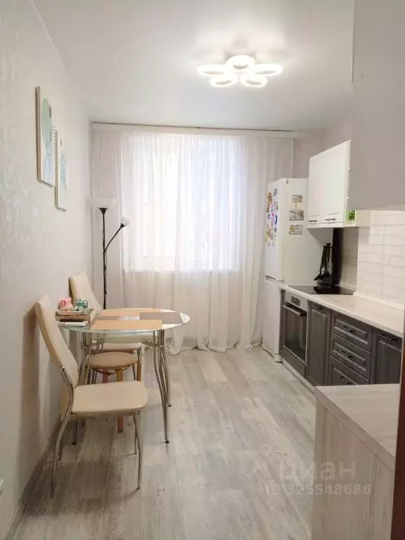 3-к кв. Омская область, Омск ул. 4-я Транспортная, 13 (72.6 м) - Фото 1