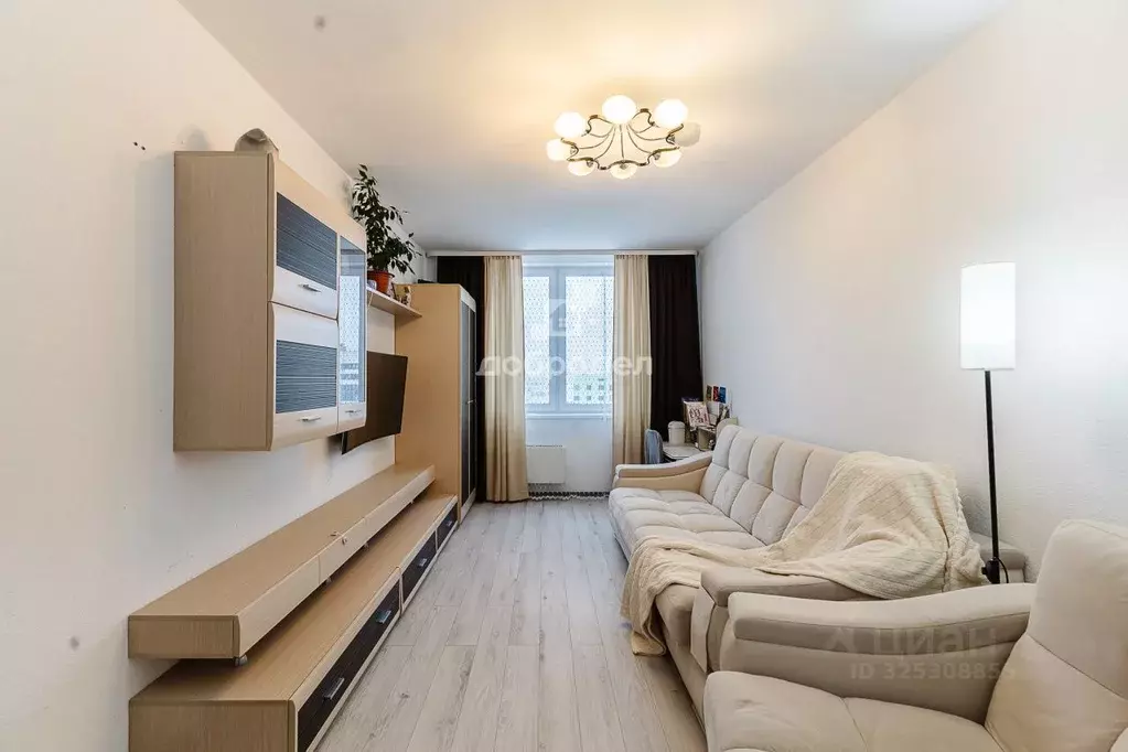 1-к кв. Свердловская область, Екатеринбург ул. Старых Большевиков, 3 ... - Фото 1