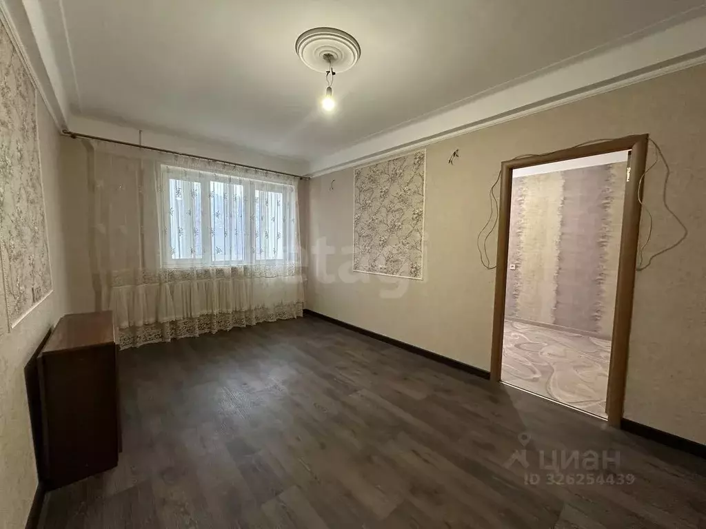 3-к кв. Севастополь, Севастополь, Инкерман г. ул. Менжинского, 21 ... - Фото 1