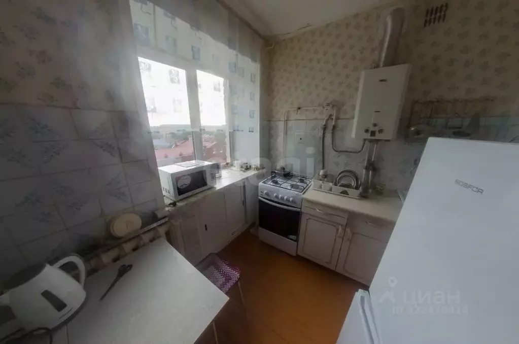 3-к кв. Курганская область, Шадринск ул. Ефремова, 19 (53.0 м) - Фото 2