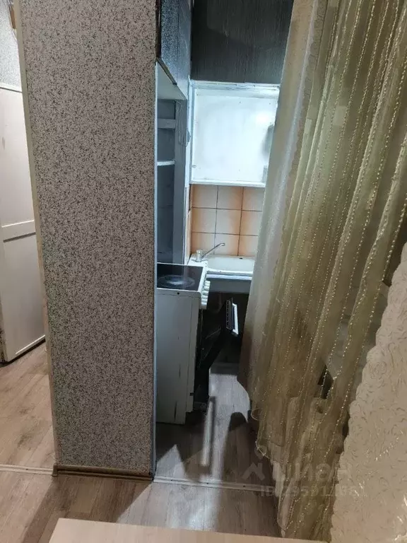 Студия Алтайский край, Барнаул ул. 40 лет Октября, 31 (18.0 м) - Фото 2