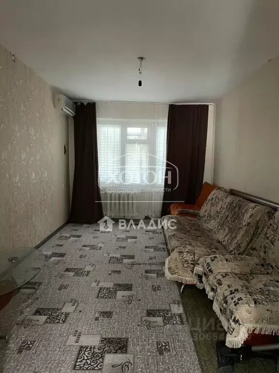 3-к кв. Калмыкия, Элиста 8-й мкр, 32 (68.0 м) - Фото 1