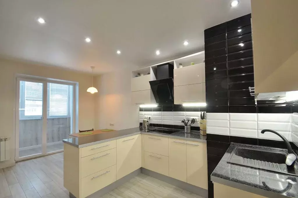 2-к кв. Москва пос. Коммунарка, ул. Сосенский Стан, 13 (67.0 м) - Фото 2