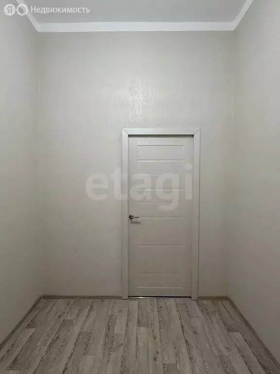 Квартира-студия: Якутск, улица Александра Захарченко, 7 (29.4 м) - Фото 2