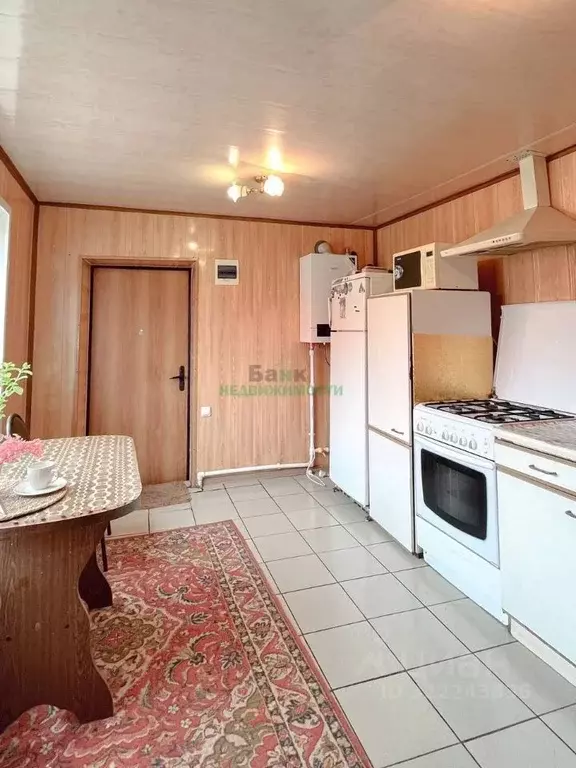 Дом в Саратовская область, Балаковский район, с. Маянга Центральная ... - Фото 2