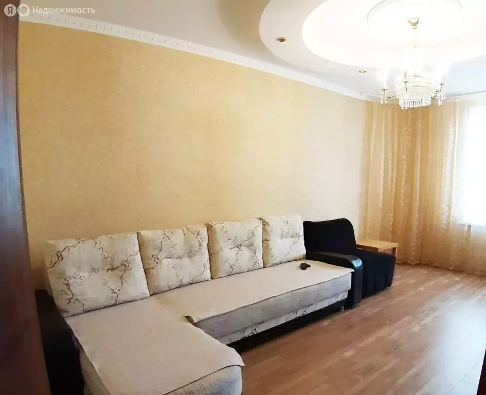 1-комнатная квартира: Омск, проспект Комарова, 15к4 (44 м) - Фото 1