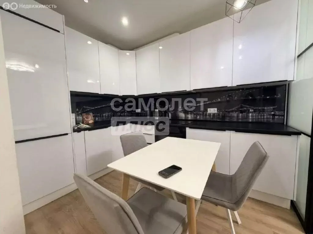 1-комнатная квартира: посёлок городского типа Боброво, Лесная улица, ... - Фото 1