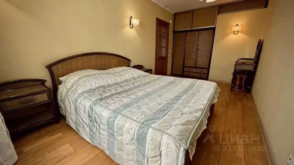 3-к кв. Челябинская область, Челябинск ул. Воровского, 36б (70.0 м) - Фото 0