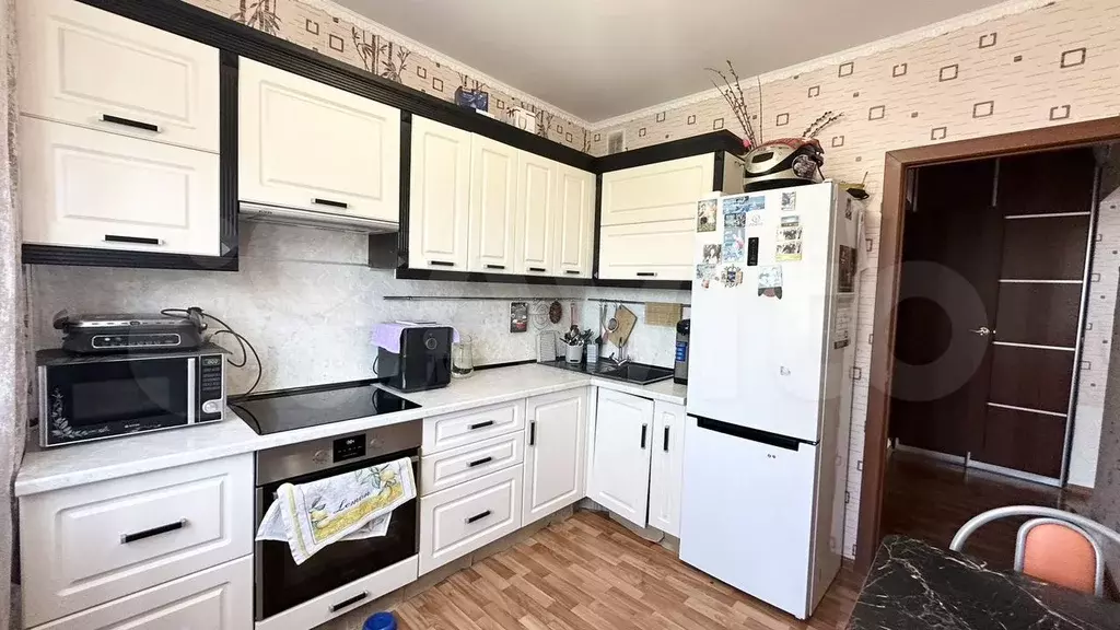 2-к. квартира, 54,3 м, 6/10 эт. - Фото 0