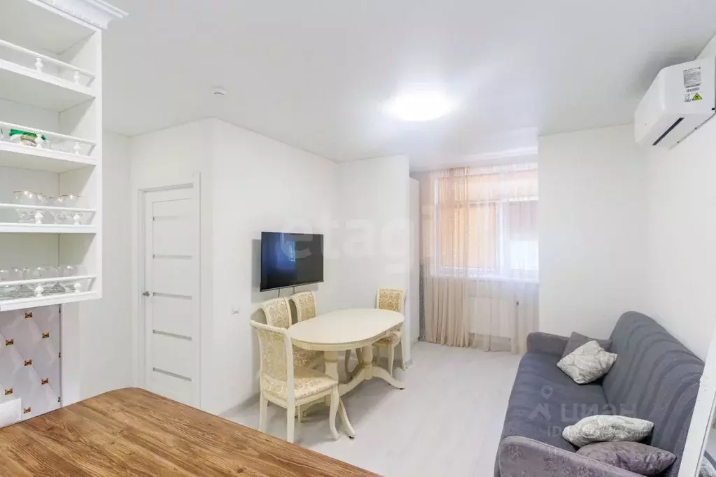 1-к кв. Тюменская область, Тюмень ул. Первооткрывателей, 14 (37.0 м) - Фото 2