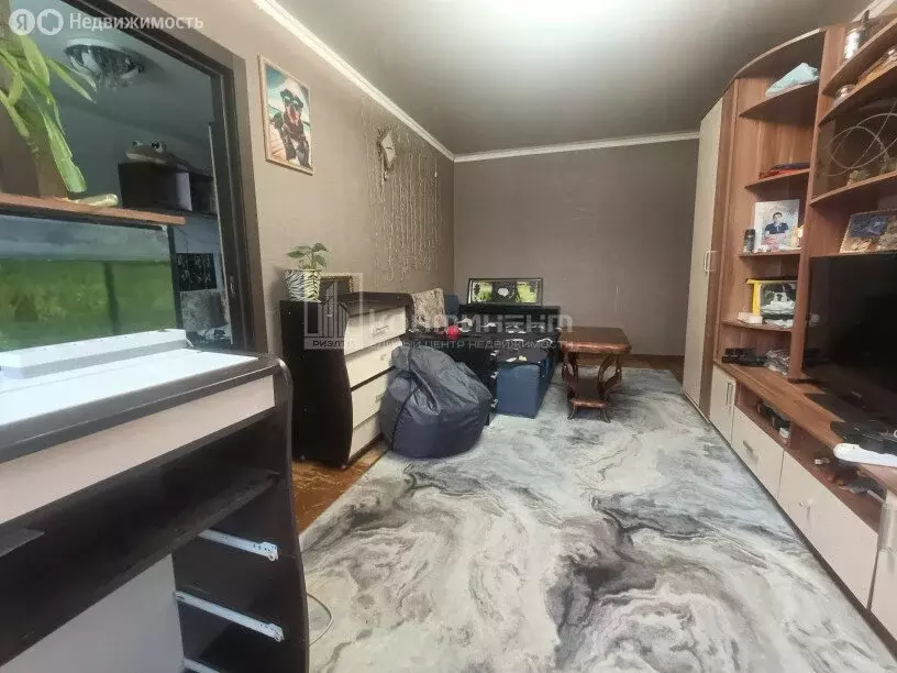 3-комнатная квартира: Владимир, улица Сурикова, 16Б (56.7 м) - Фото 1