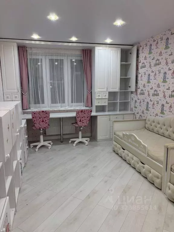 3-к кв. Чувашия, Чебоксары ул. Радужная, 1к1 (81.1 м) - Фото 0