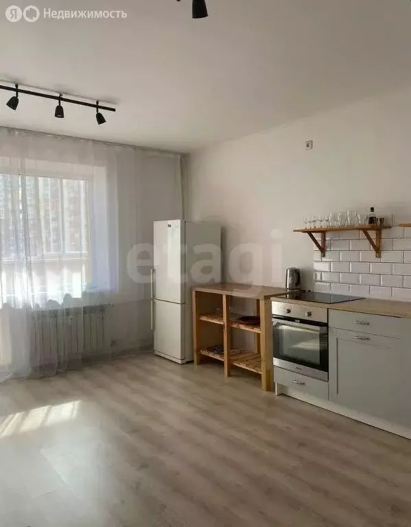 1-комнатная квартира: Челябинск, улица Братьев Кашириных, 131 (40.4 м) - Фото 0