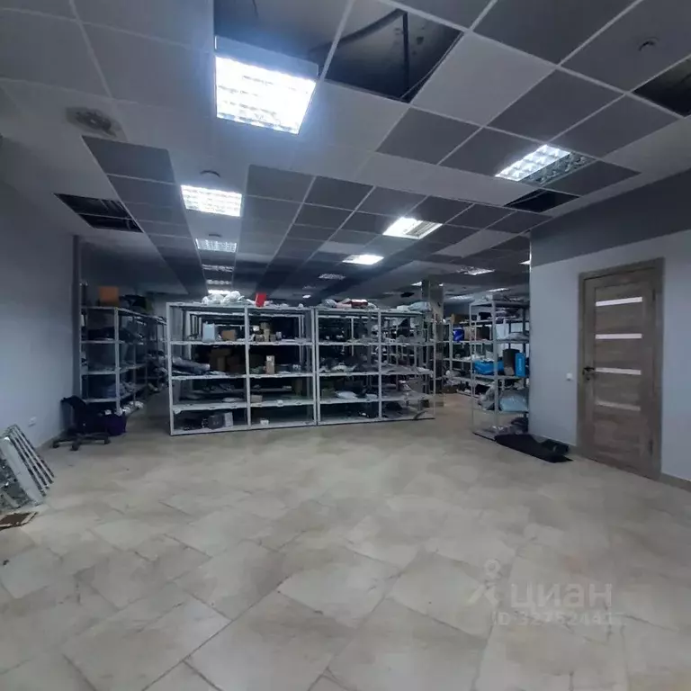 Помещение свободного назначения в Волгоградская область, Волжский ул. ... - Фото 1