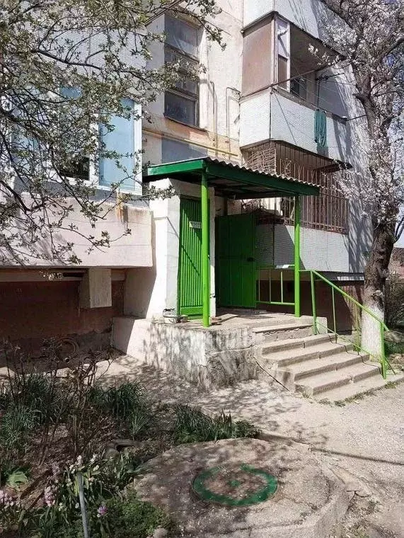 2-к кв. Крым, Феодосия ул. Гарнаева, 104 (53.9 м) - Фото 1