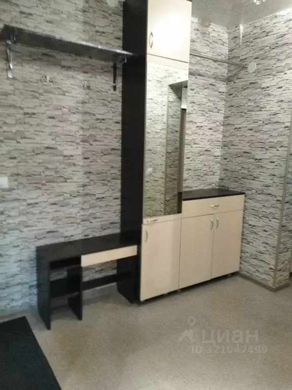 3-к кв. Удмуртия, Ижевск ул. Дзержинского, 27 (52.0 м) - Фото 0