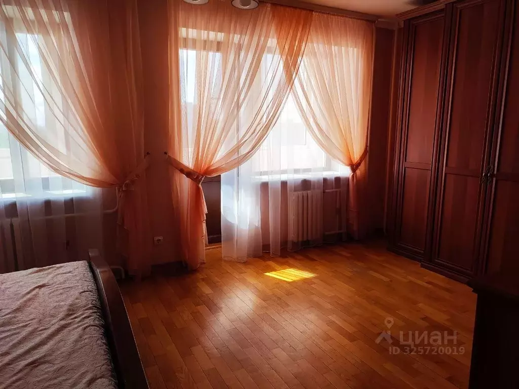 3-к кв. Самарская область, Тольятти 1-й кв-л, бул. Баумана, 16 (74.0 ... - Фото 2