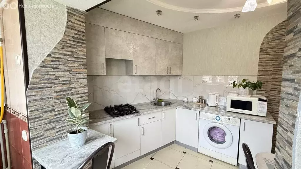 2-комнатная квартира: Нальчик, проспект Кулиева, 20 (61 м) - Фото 1