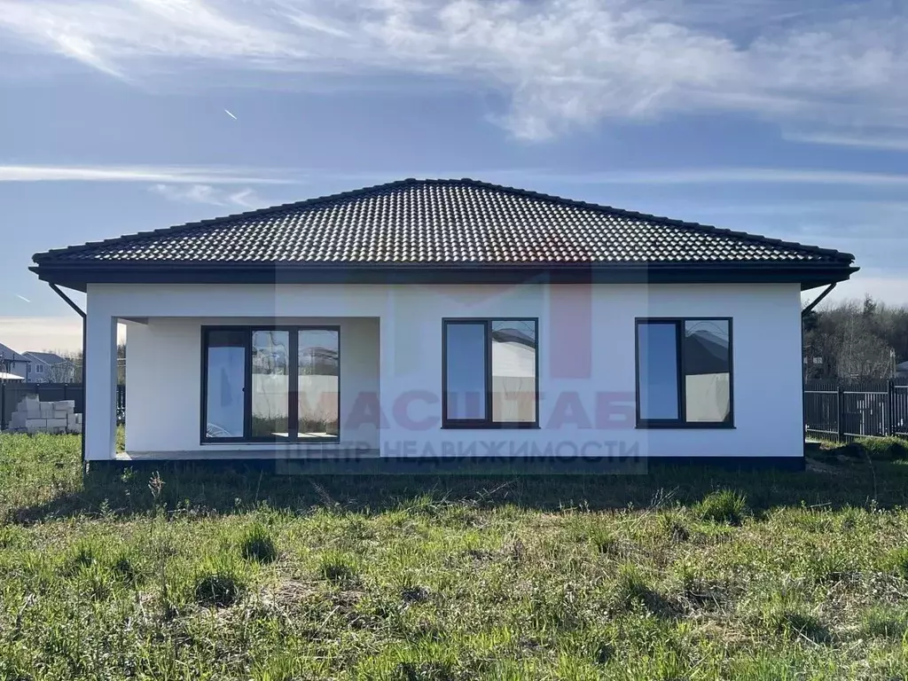 Дом в Ленинградская область, Ломоносовский район, Низинское с/пос, д. ... - Фото 1