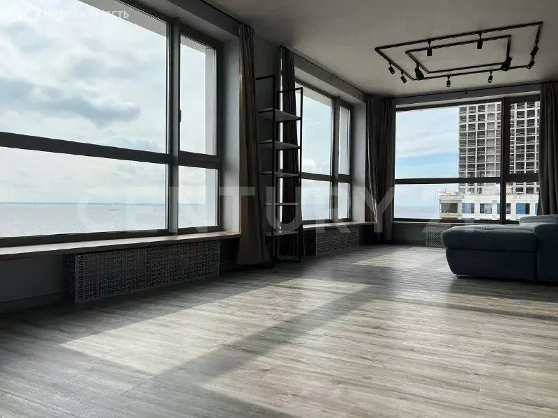 Квартира-студия: Санкт-Петербург, улица Челюскина, 8с1 (95 м) - Фото 1