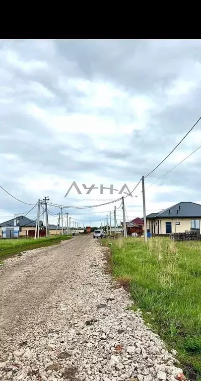 Участок в Татарстан, Тукаевский район, д. Азьмушкино ул. Вахитова, 16 ... - Фото 0