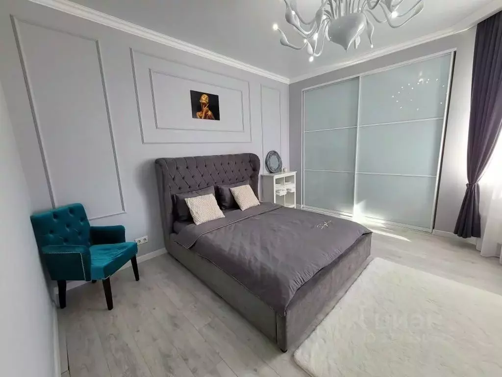 3-к кв. Татарстан, Казань ул. Павлюхина, 110В (85.0 м) - Фото 0